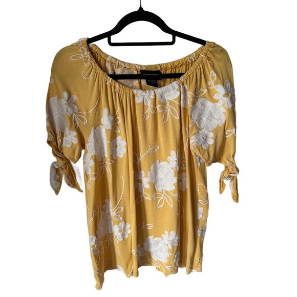 LIV Los Angeles Yellow Floral Embroidered Off-Shoulder Blouse Size M BohoChic - Picture 1 of 5